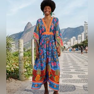 Blue Pineapple Garden silk Kaftan Maxi Dress new with tags